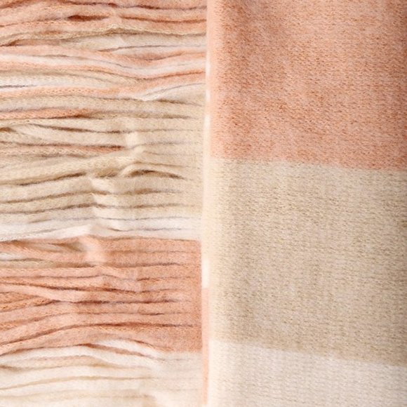 Free People Kolby Fringe Scarf Super Soft! BNIB - Picture 3 of 5